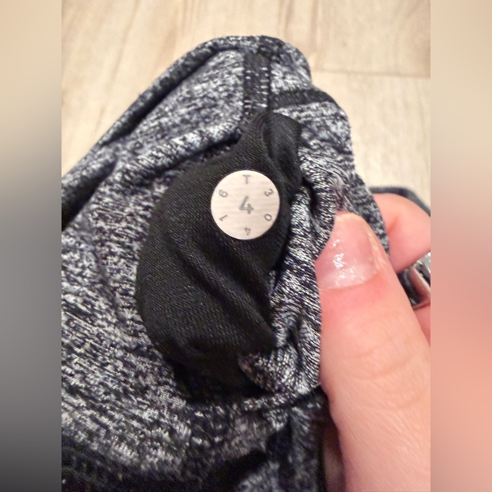 Lululemon Wunder Under Hi-Rise Tight *28" heathered black - Picture 7 of 7